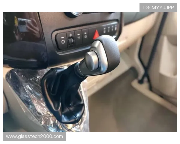 欧睿亚星13座价格行情及性价比分析，为玩家提供最实用的购买建议